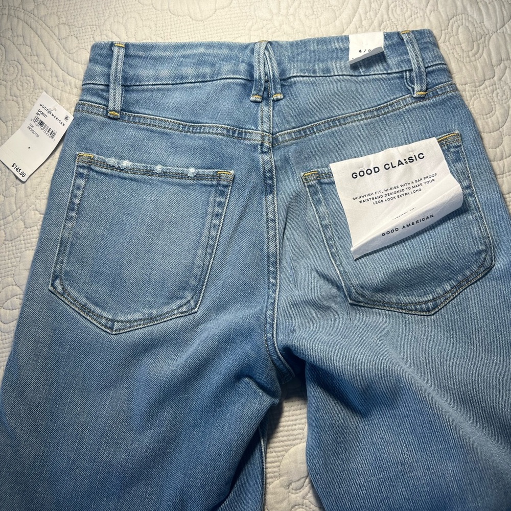 Good American Women’s Skinny Jeans - Light Blue Wash